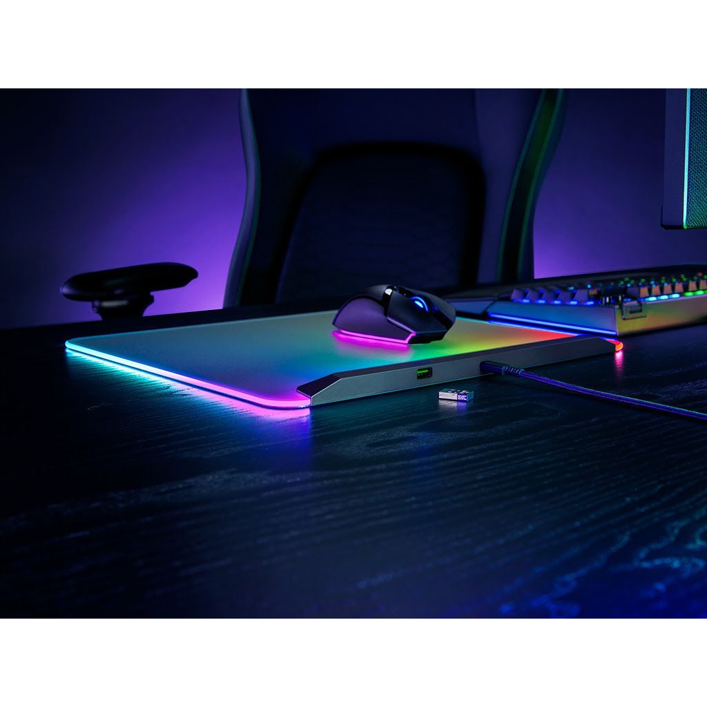 RAZER Firefly V2 Pro, RGB, mousepad nero