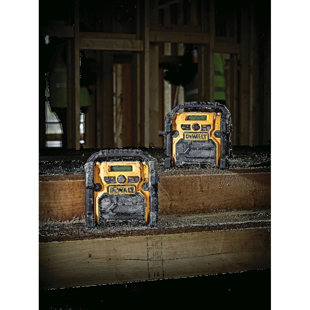 DEWALT radio digitale FM/AM DCR019